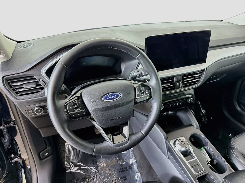 Used 2025 Ford Escape Platinum AWD/4WD image 20