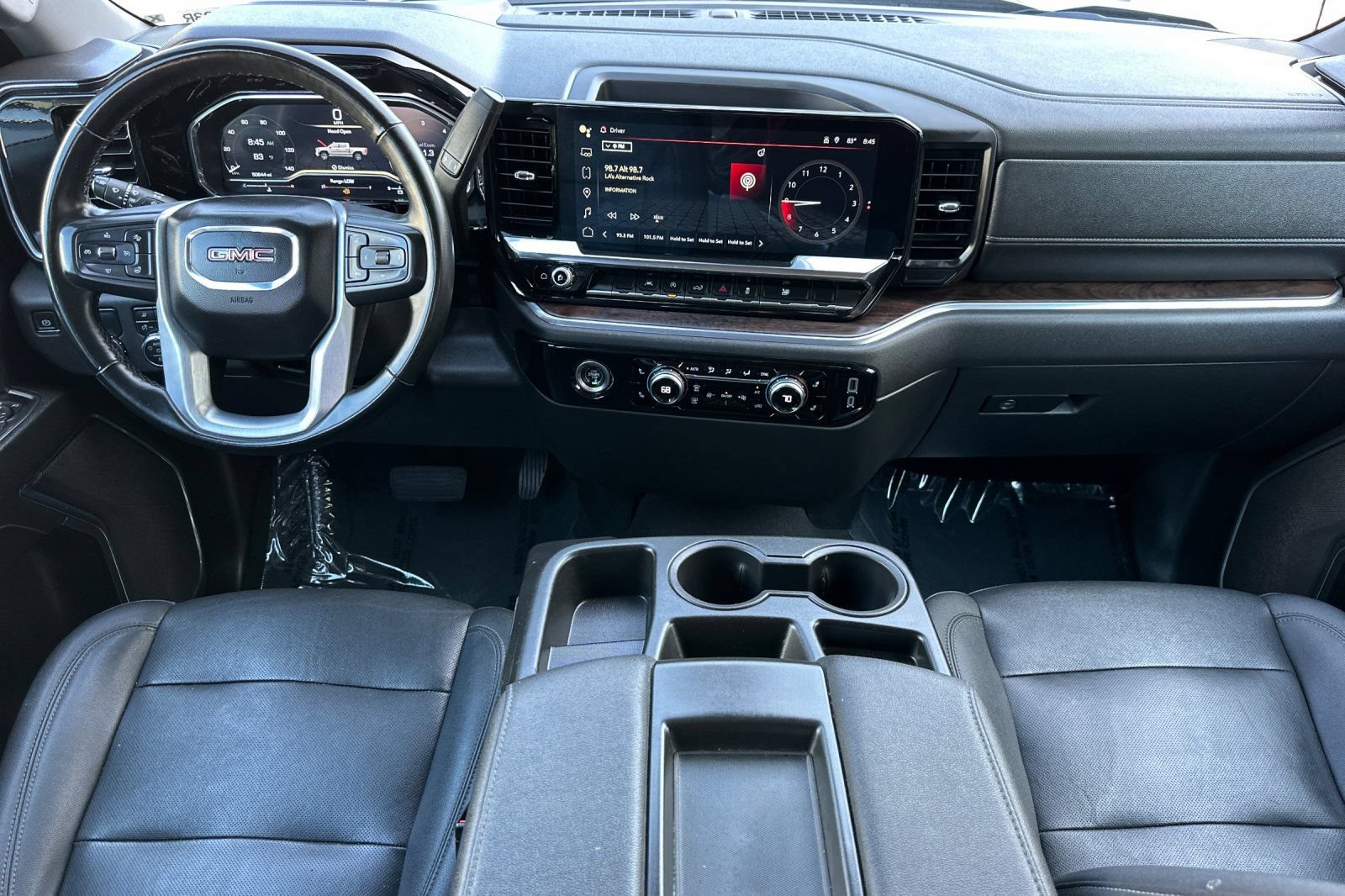 Certified 2024 GMC Sierra 1500 SLT RWD image 16