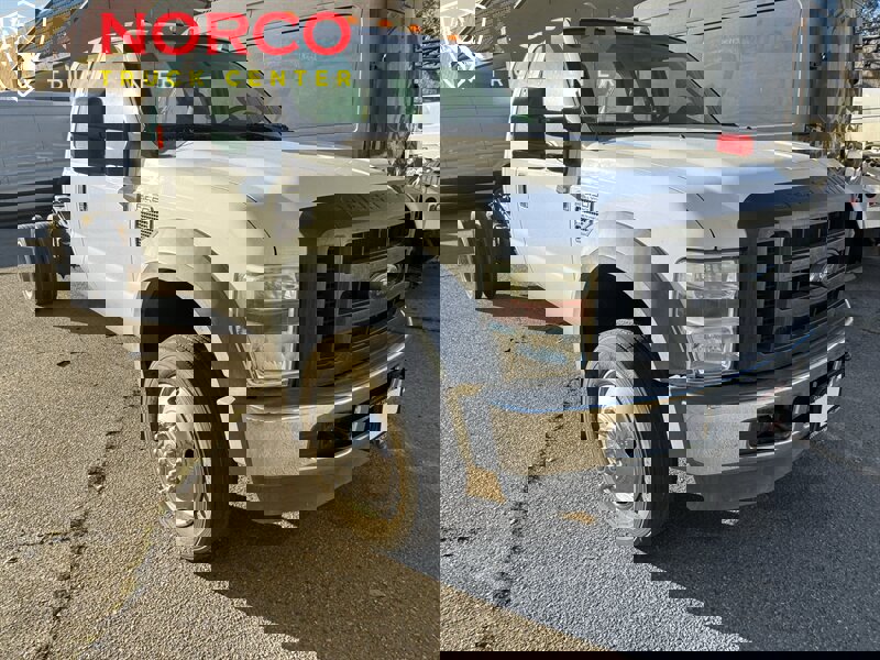 Used 2008 Ford F550 2WD Super Cab Super Duty image 3