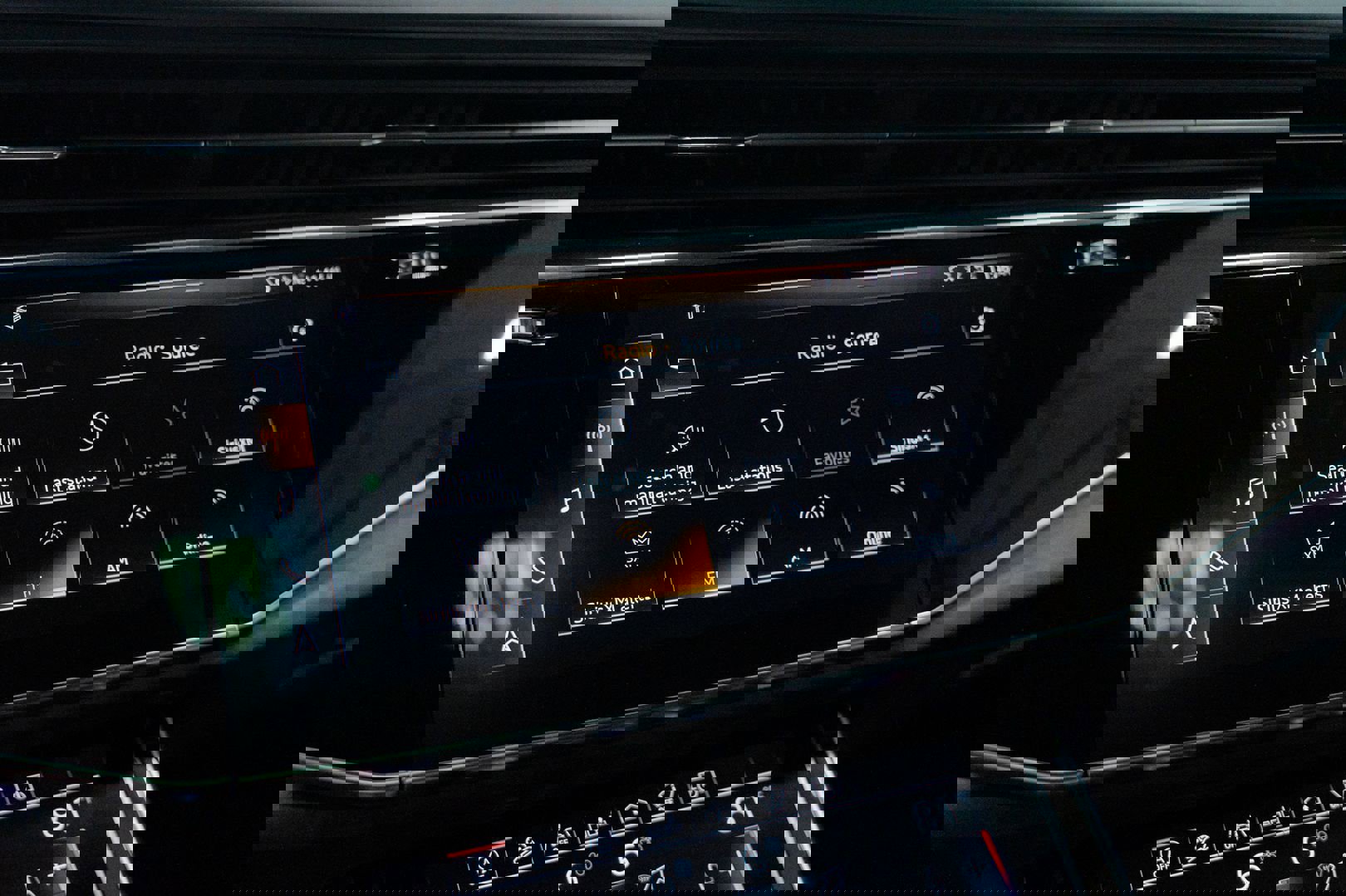 Used 2019 Audi Q8 Prestige w/ Towing Package image 40