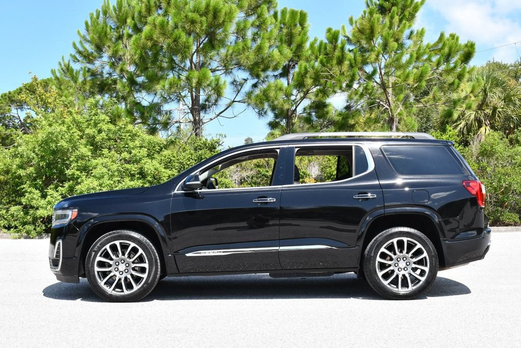 Used 2021 GMC Acadia Denali w/ Denali Technology Package FWD image 26