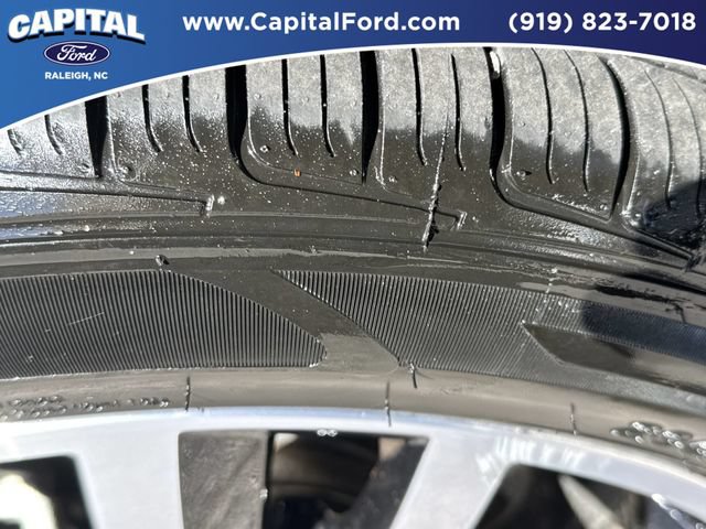 Used 2025 Volkswagen Jetta SE FWD image 14