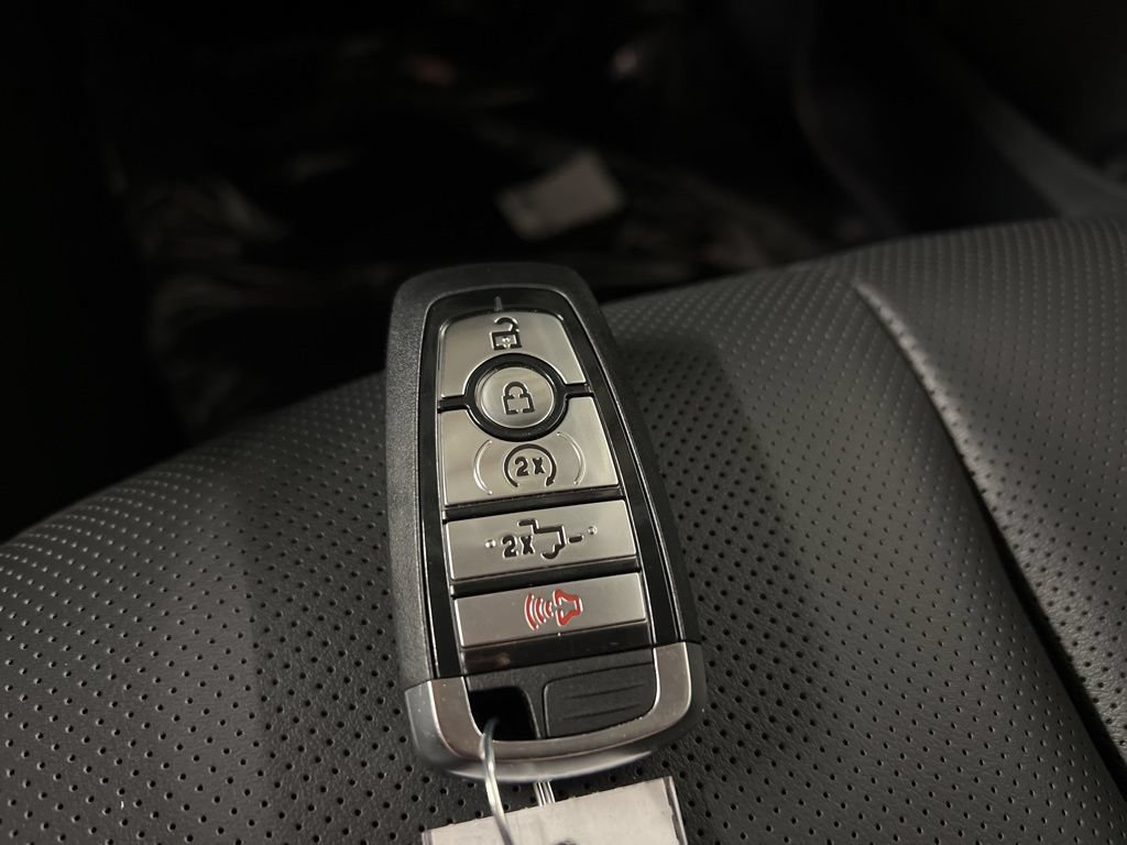 Used 2026 Lincoln Aviator AWD image 41