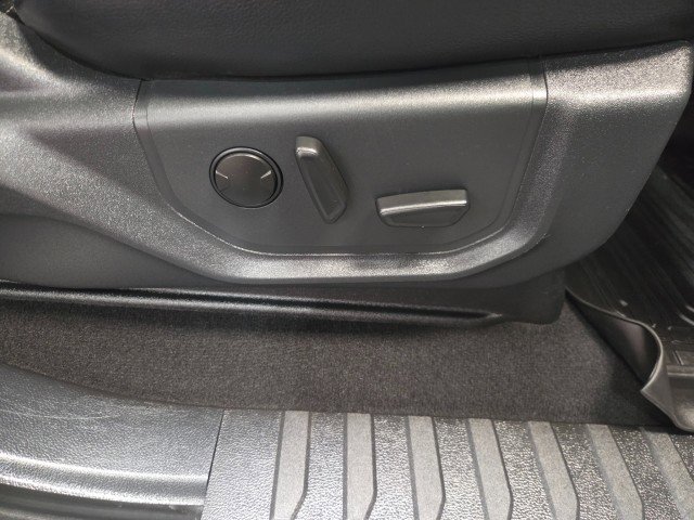 Used 2022 Ford F250 Lariat w/ Lariat Ultimate Package image 75