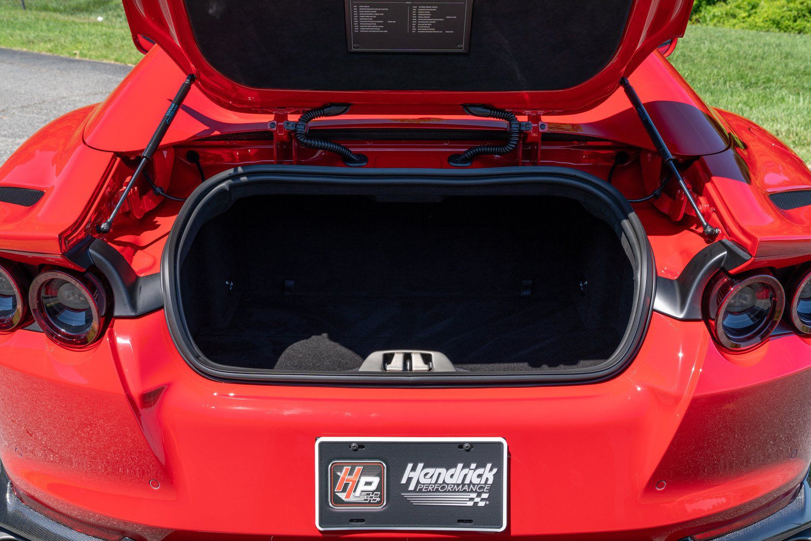 Used 2022 Ferrari 812 GTS RWD image 13