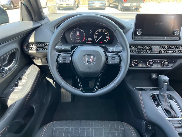 Used 2024 Honda HR-V Sport image 12