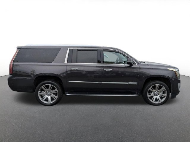 Used 2017 Cadillac Escalade ESV Premium Luxury AWD/4WD image 2