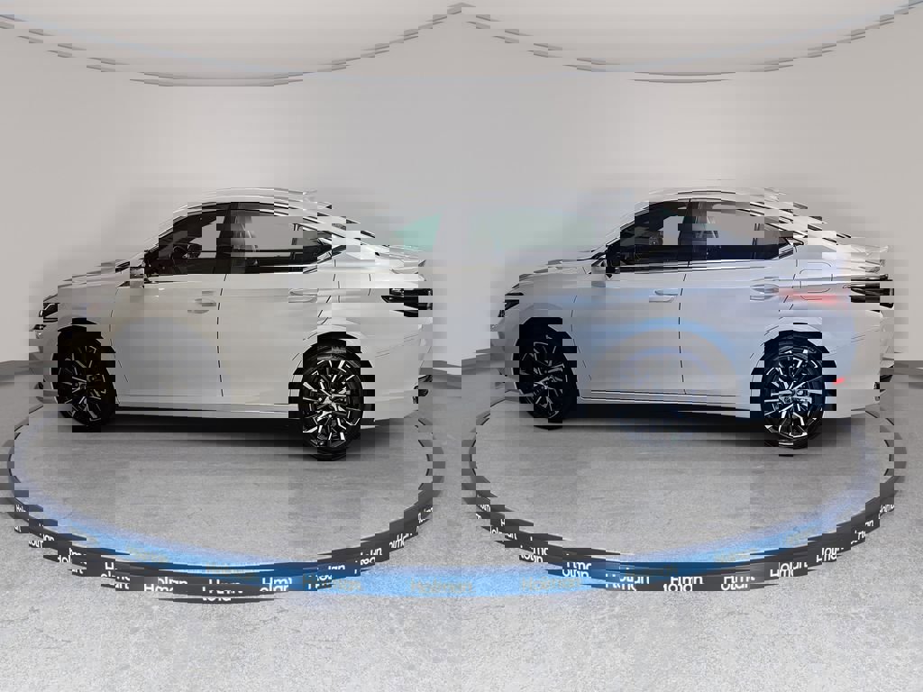 Certified 2025 Lexus ES 300h w/ Premium Package image 9