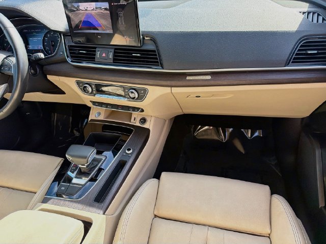 Used 2024 Audi Q5 2.0T Premium AWD/4WD image 18