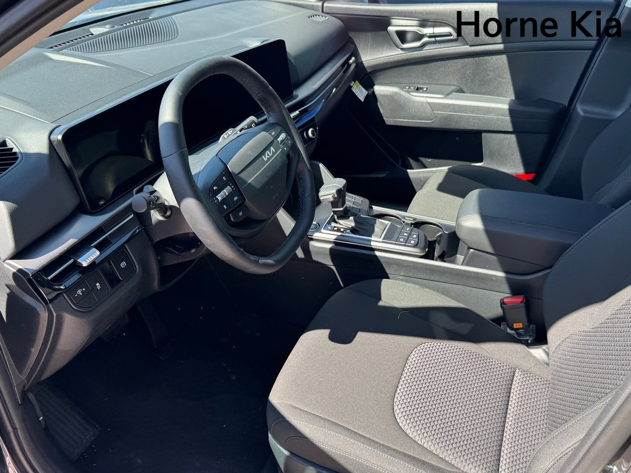 New 2026 Kia Sportage LX FWD image 10