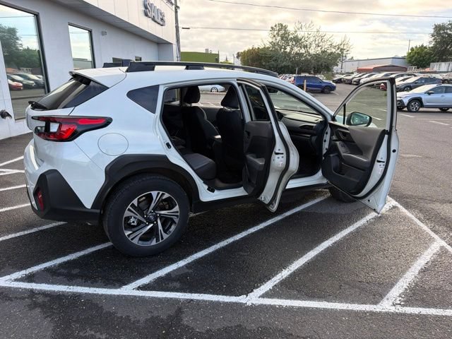 Used 2024 Subaru Crosstrek 2.0i Premium AWD/4WD image 10