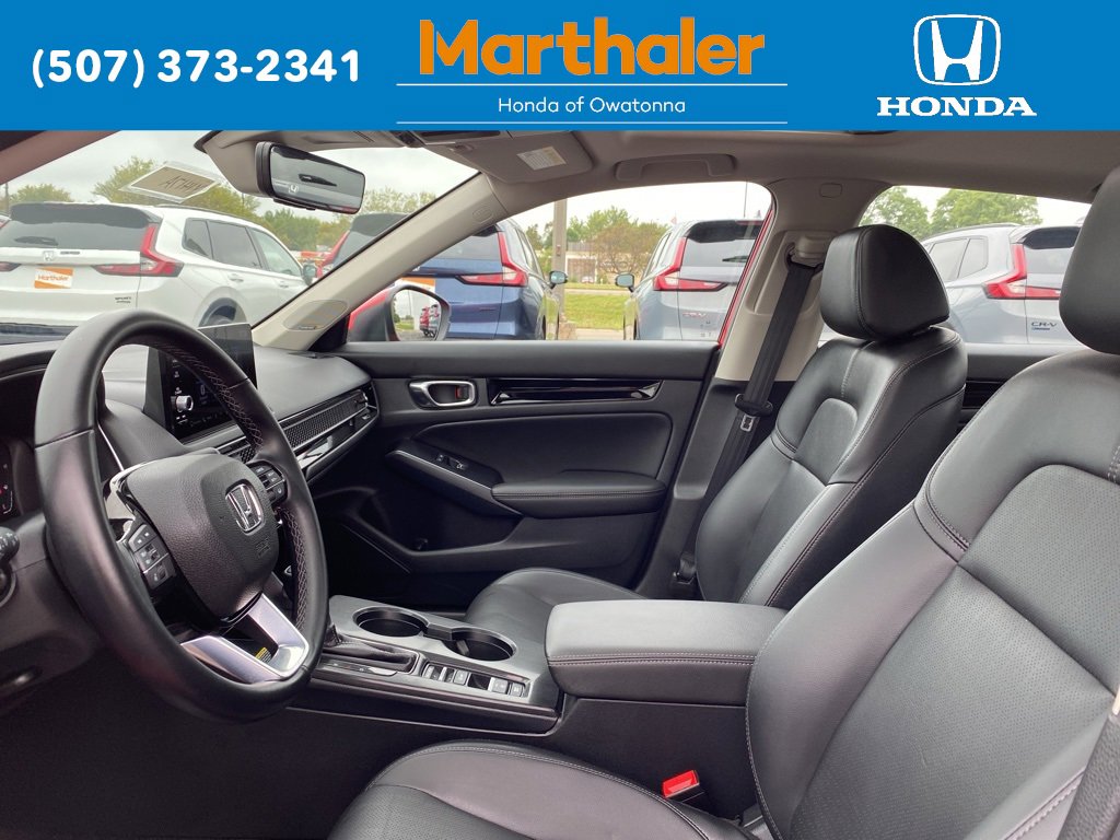 Used 2023 Honda Civic Touring image 9