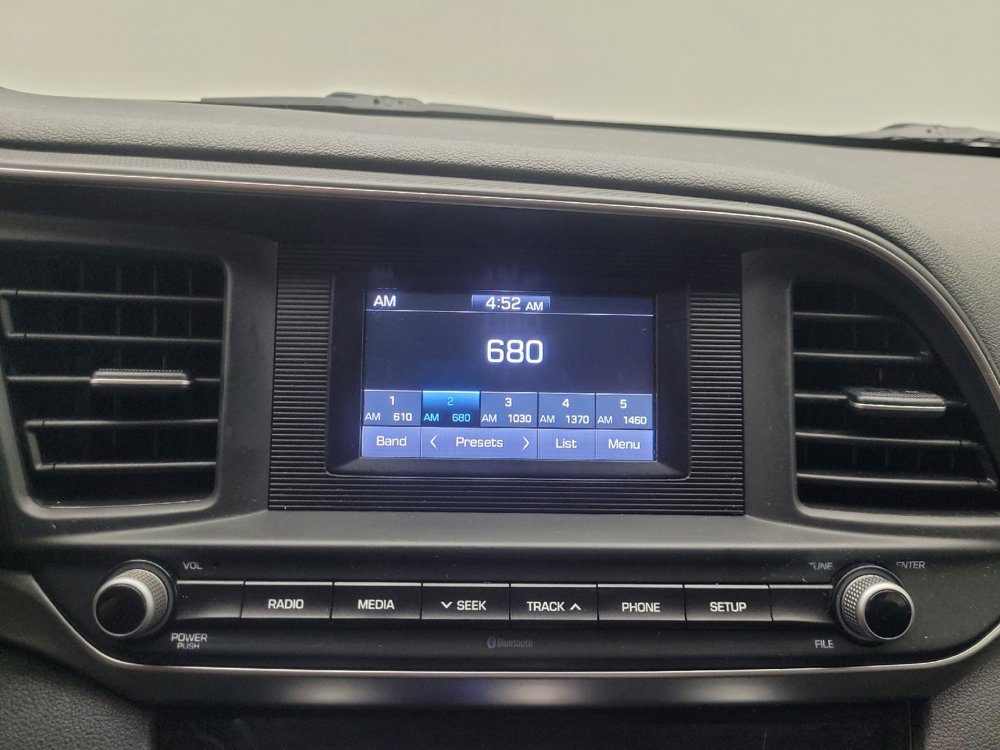 Used 2019 Hyundai Elantra SE w/ Cargo Package FWD image 25