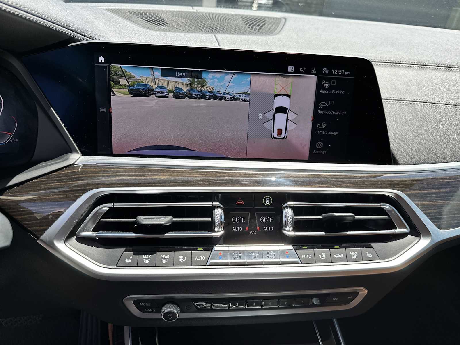 Used 2019 BMW X7 xDrive40i w/ Cold Weather Package AWD/4WD image 16