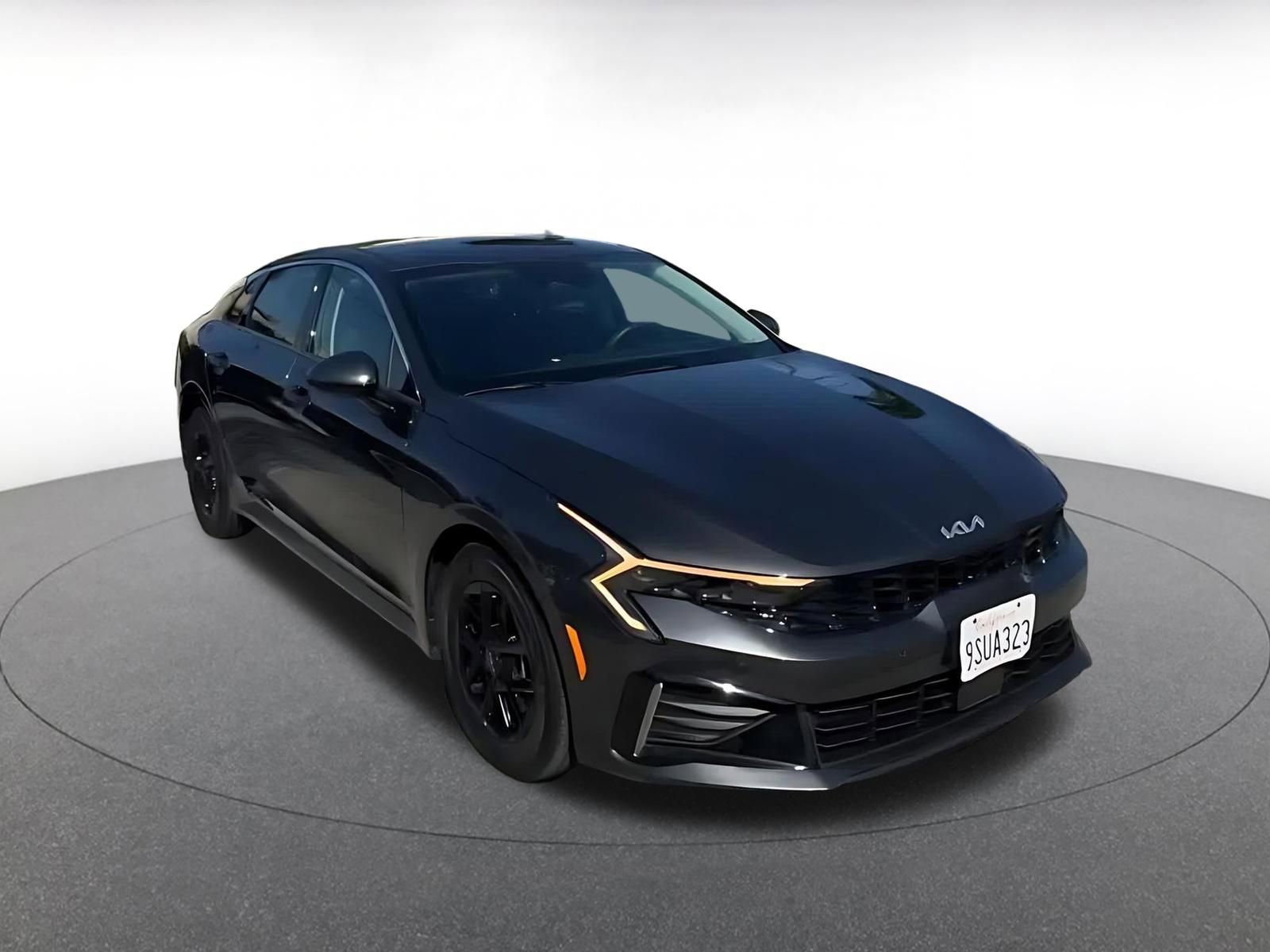 Used 2025 Kia K5 LXS FWD image 3