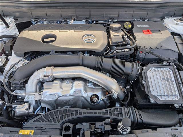 New 2026 Mercedes-Benz GLB 250 4MATIC image 18