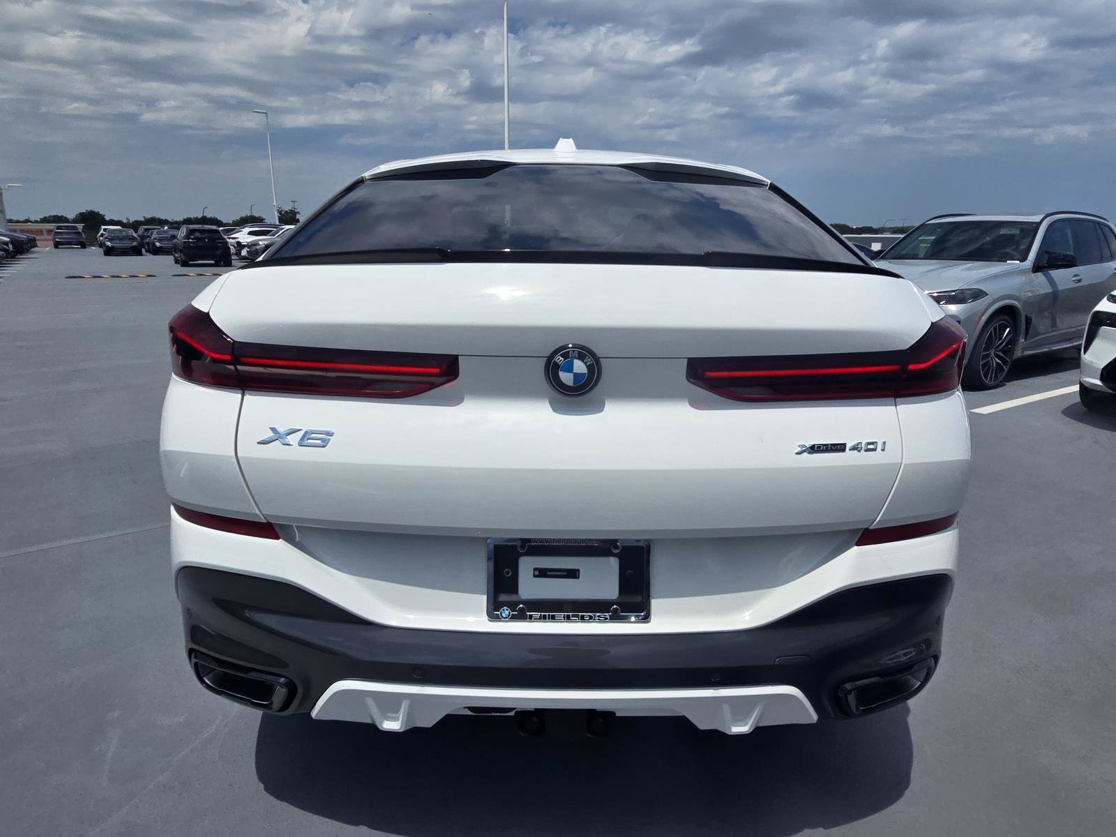 New 2027 BMW X6 xDrive40i w/ Climate Comfort Package AWD/4WD image 4