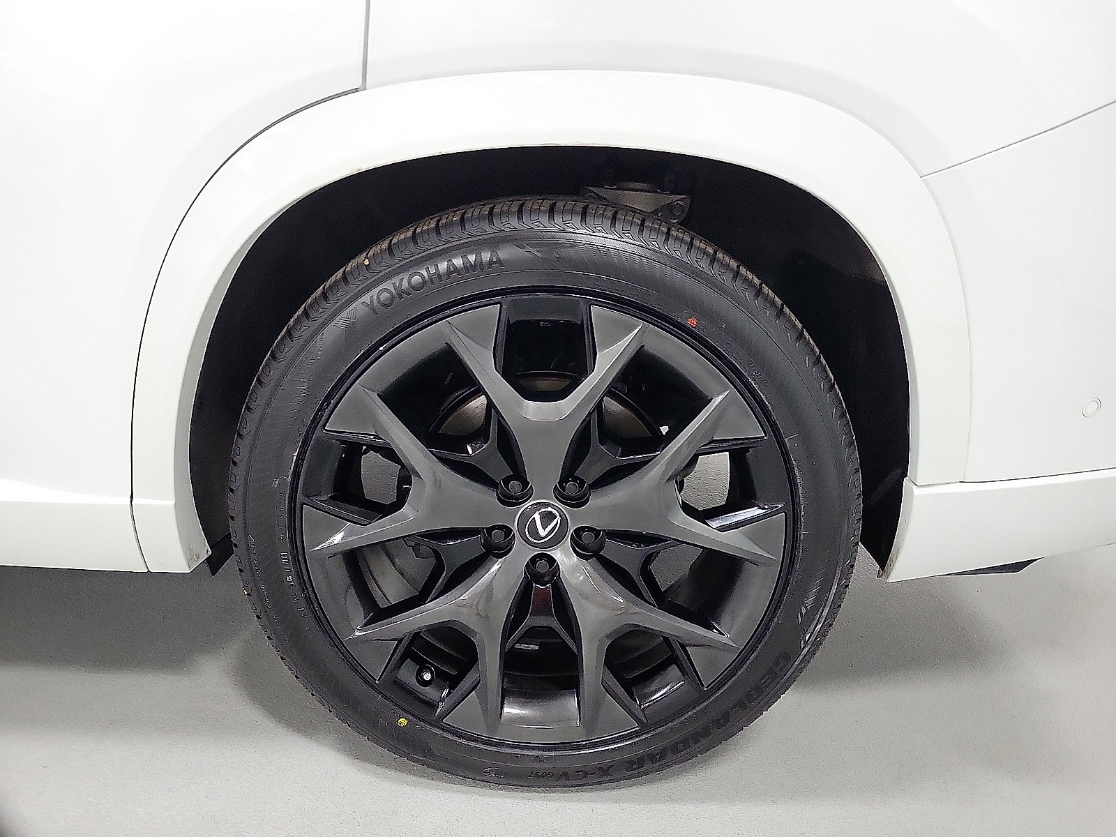 Used 2024 Lexus TX 500h AWD w/ Technology Package image 8