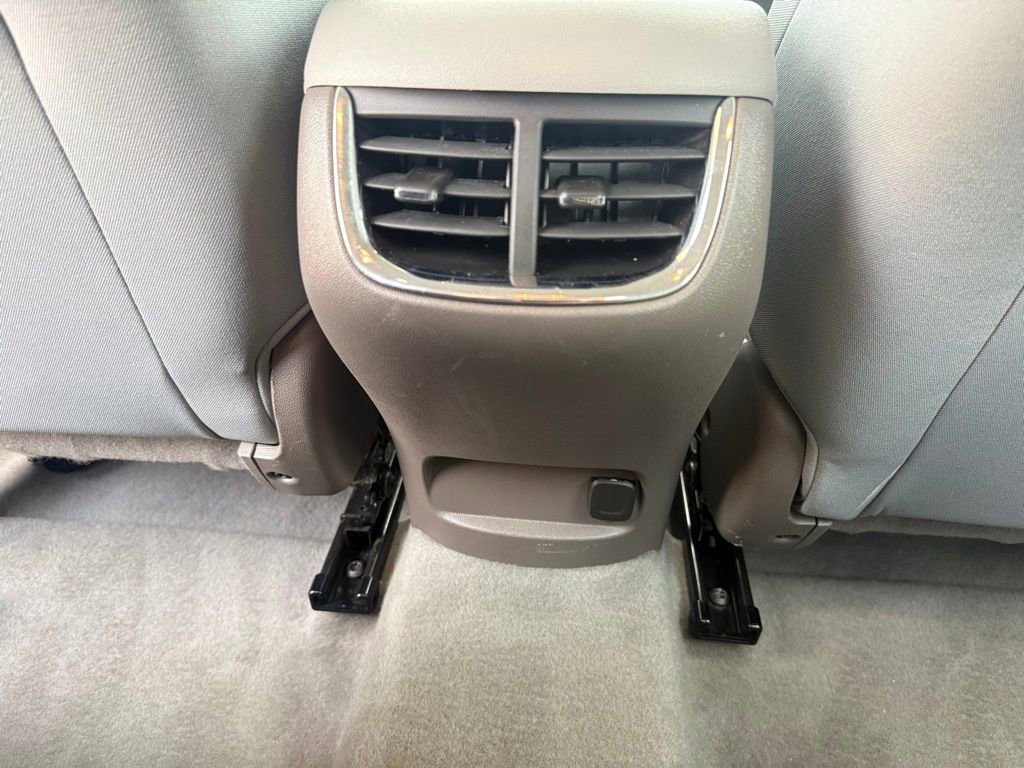 Used 2023 Chevrolet Malibu LT image 14