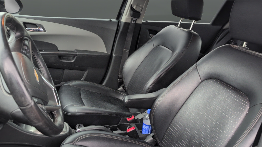 Used 2013 Chevrolet Sonic LTZ FWD image 11