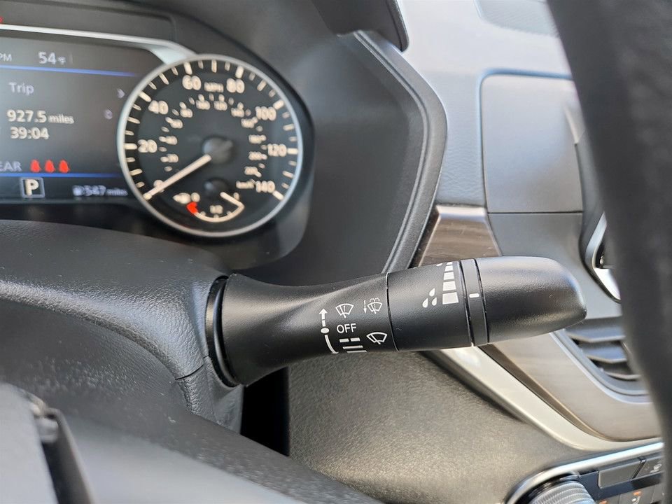 Used 2024 Nissan Altima 2.5 SV image 17