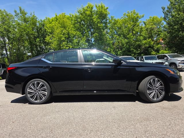 New 2026 Nissan Altima 2.5 SV w/ SV Premium Package FWD image 18