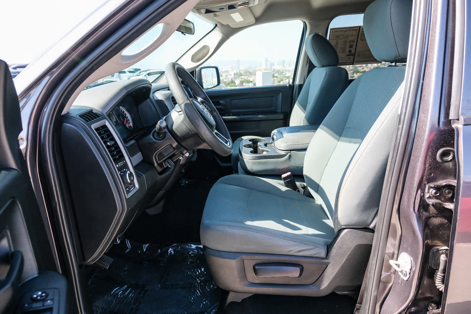 Used 2018 RAM 1500 Express w/ Express Value Package RWD image 22