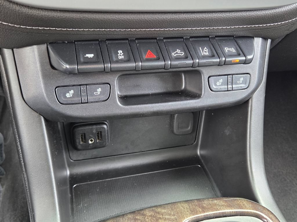 Used 2021 GMC Canyon Elevation w/ High Elevation Package RWD image 26
