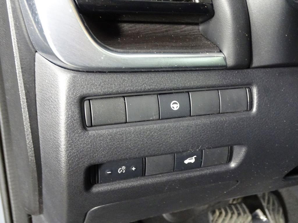 Used 2021 Nissan Rogue SL image 20