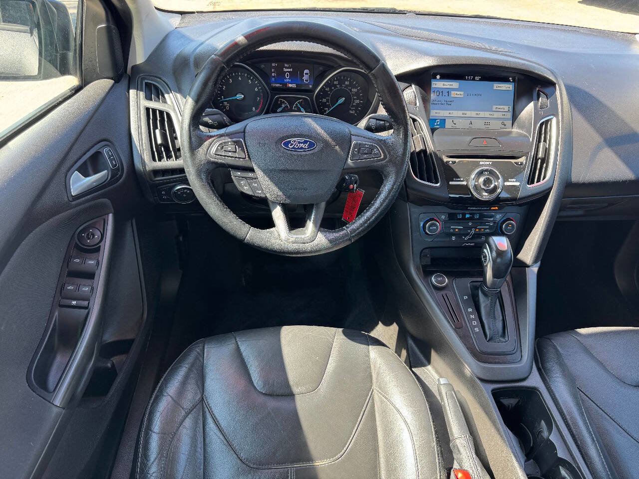 Used 2016 Ford Focus SE w/ Equipment Group 201A image 14