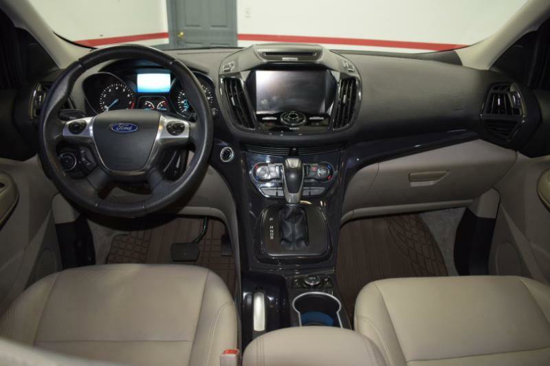 Used 2015 Ford Escape Titanium image 18