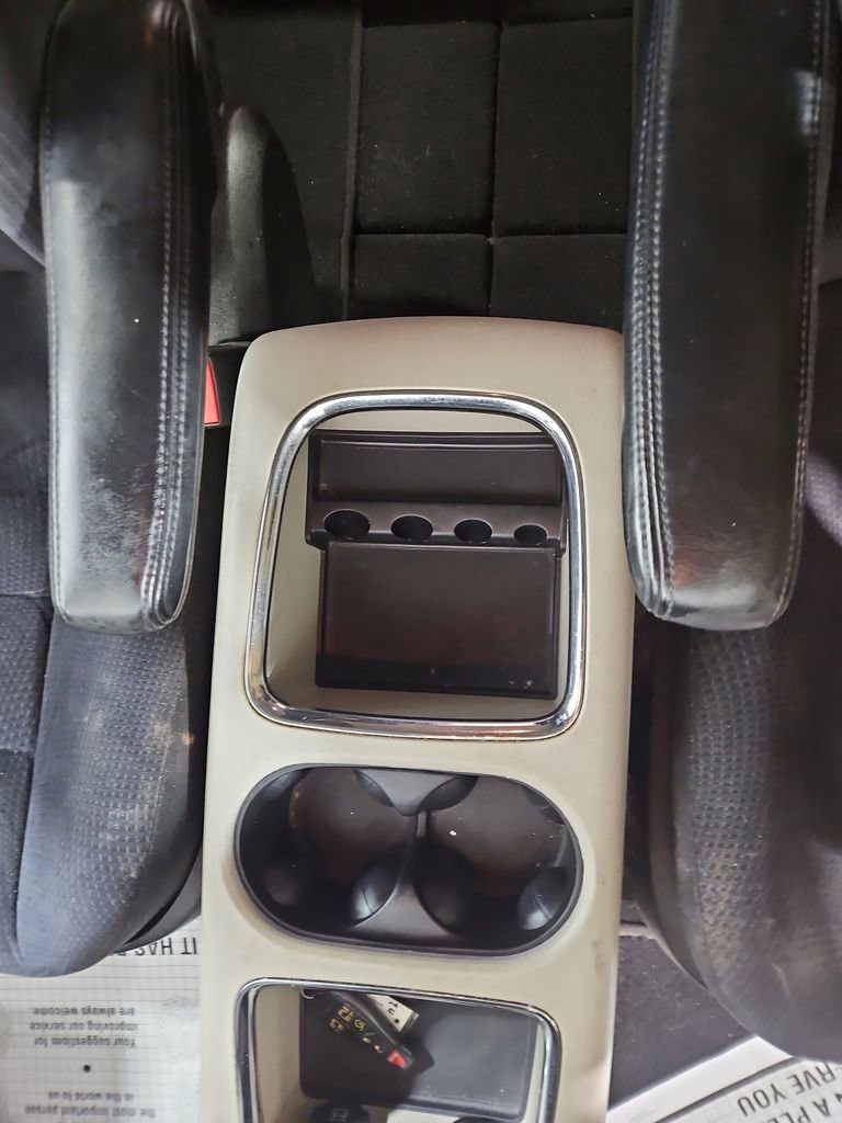 Used 2014 Dodge Grand Caravan SXT image 23