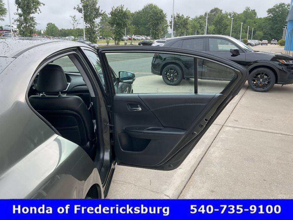 Used 2013 Honda Accord EX-L image 18