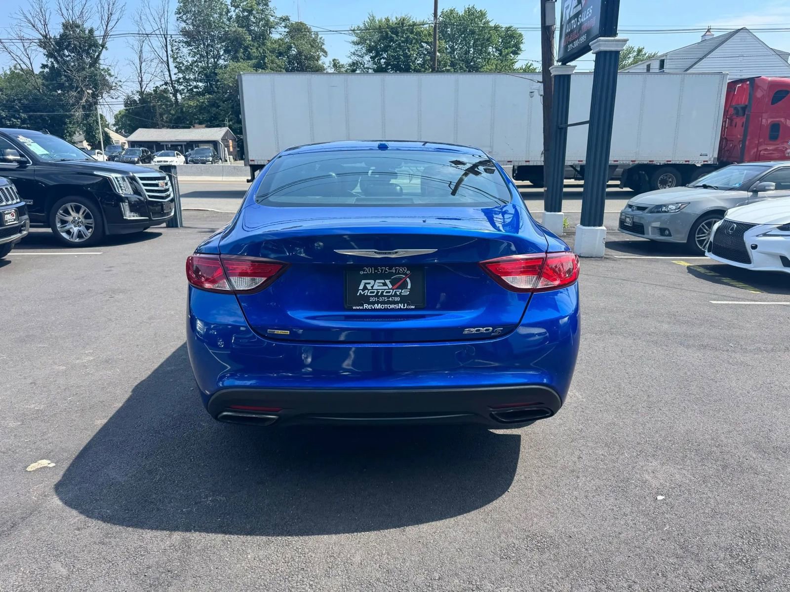 Used 2015 Chrysler 200 S image 5