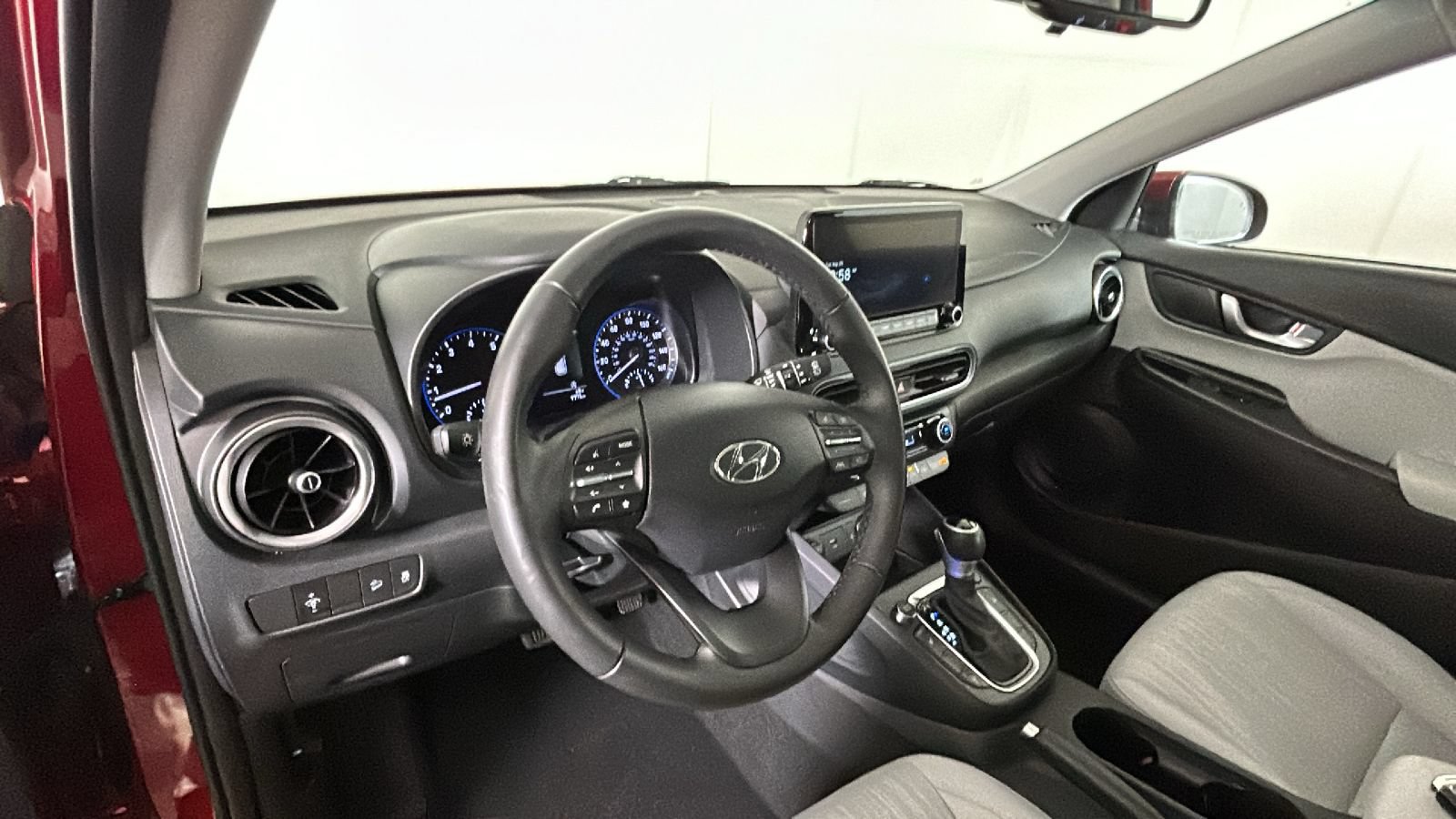 Certified 2023 Hyundai Kona SEL w/ Convenience Package FWD image 18