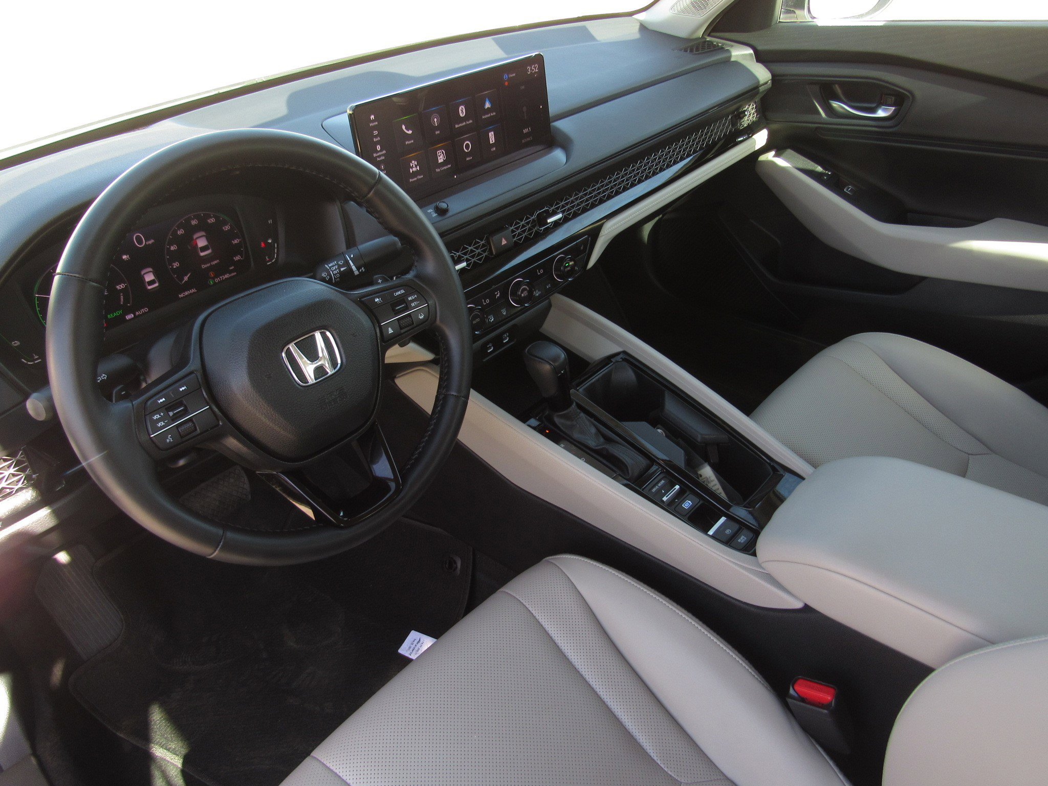 Certified 2024 Honda Accord EX-L image 15