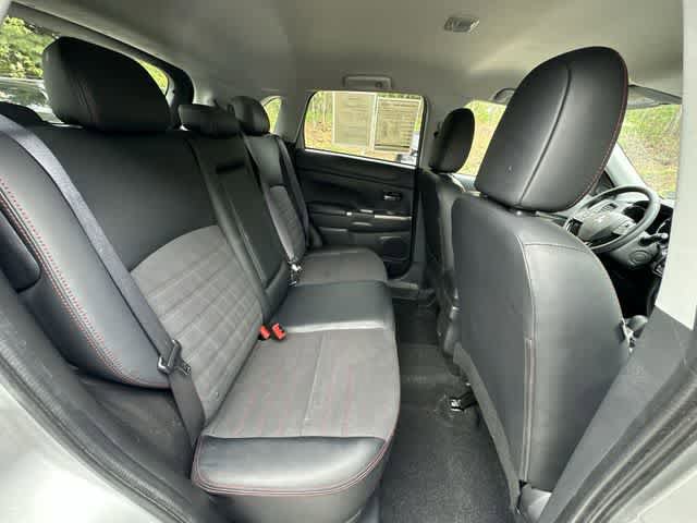 Used 2025 Mitsubishi Outlander Sport SE AWD/4WD image 23