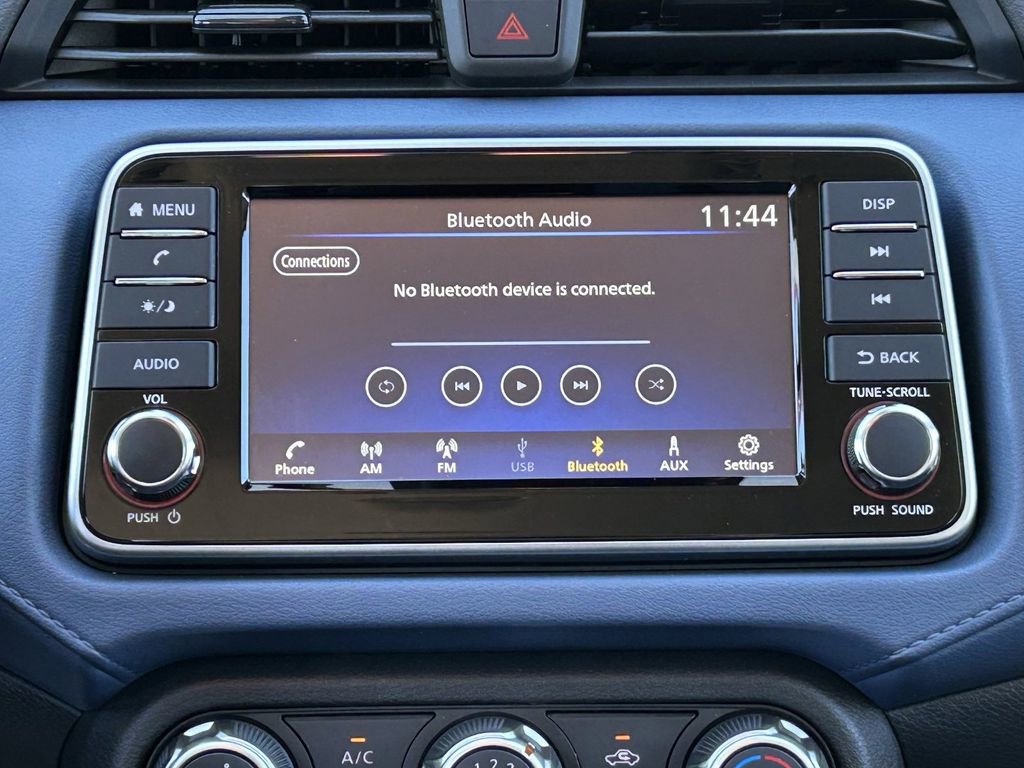 Used 2025 Nissan Versa SV w/ Trunk Package image 14