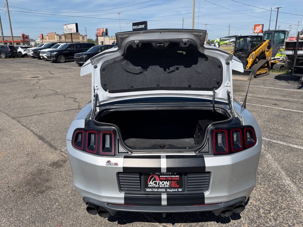 Used 2014 Ford Mustang Shelby GT500 w/ Equipment Group 821A RWD image 37