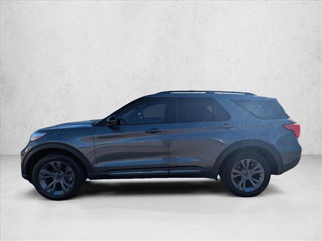 Used 2023 Ford Explorer XLT w/ Equipment Group 202A AWD/4WD image 9