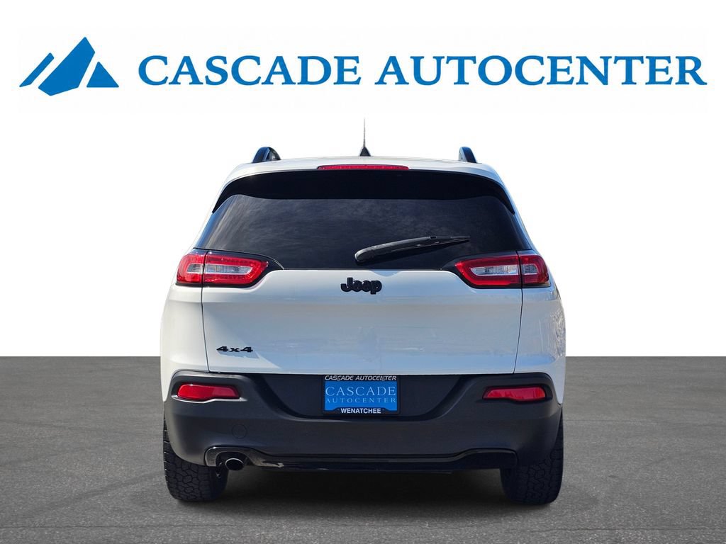 Used 2017 Jeep Cherokee Sport AWD/4WD image 7