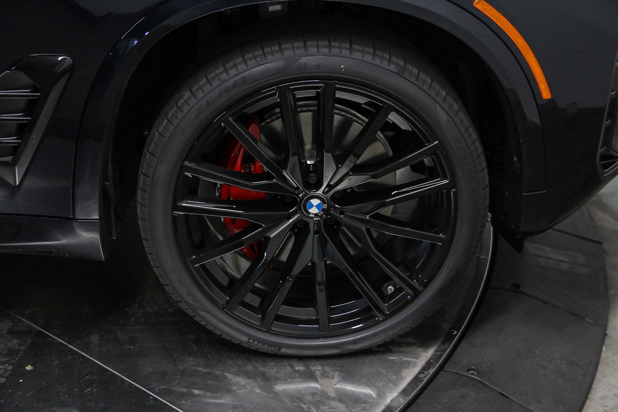 New 2026 BMW X5 sDrive40i w/ M Sport Package RWD image 9