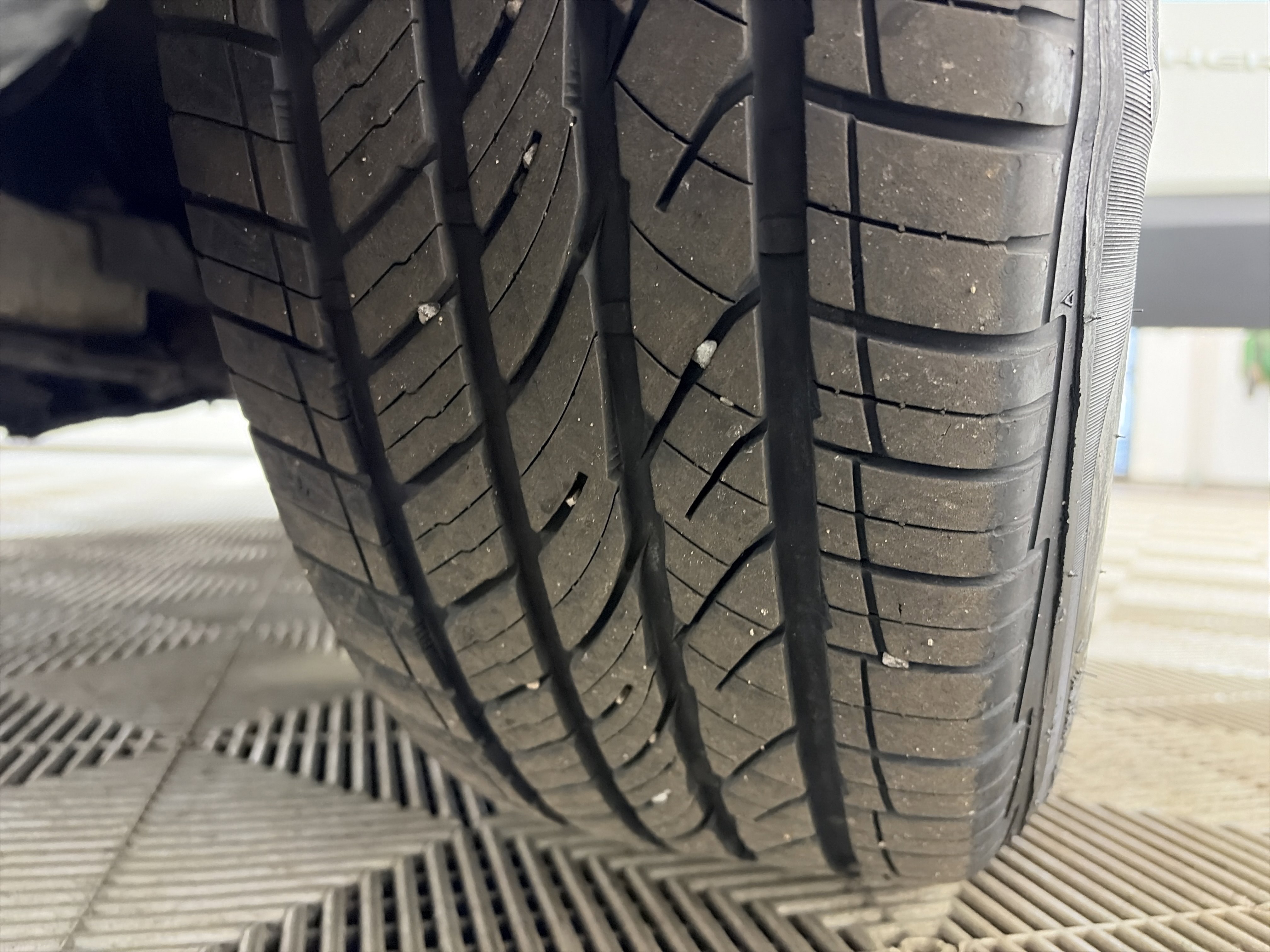 Used 2016 Jeep Cherokee Latitude image 12