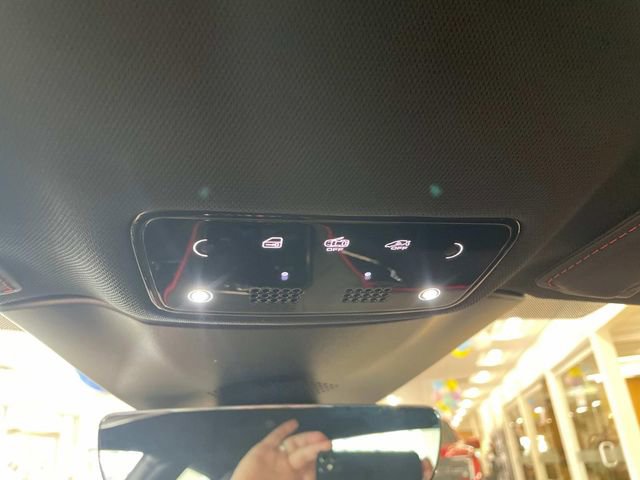 Used 2024 Ferrari Roma image 32