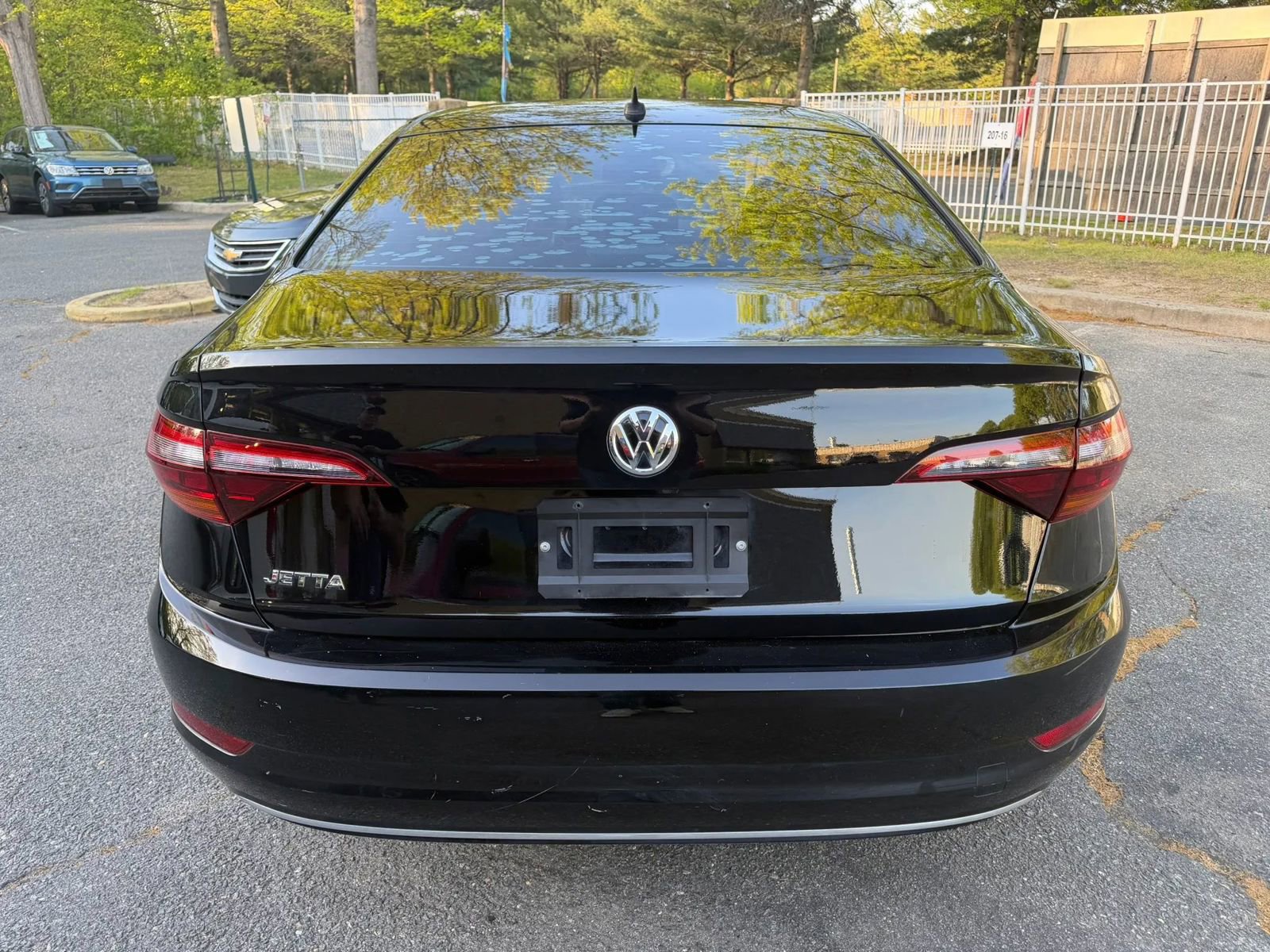 Used 2019 Volkswagen Jetta SE FWD image 6