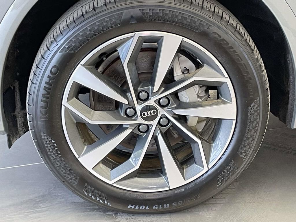 Used 2023 Audi Q5 2.0T Premium Plus w/ Premium Plus Package image 11