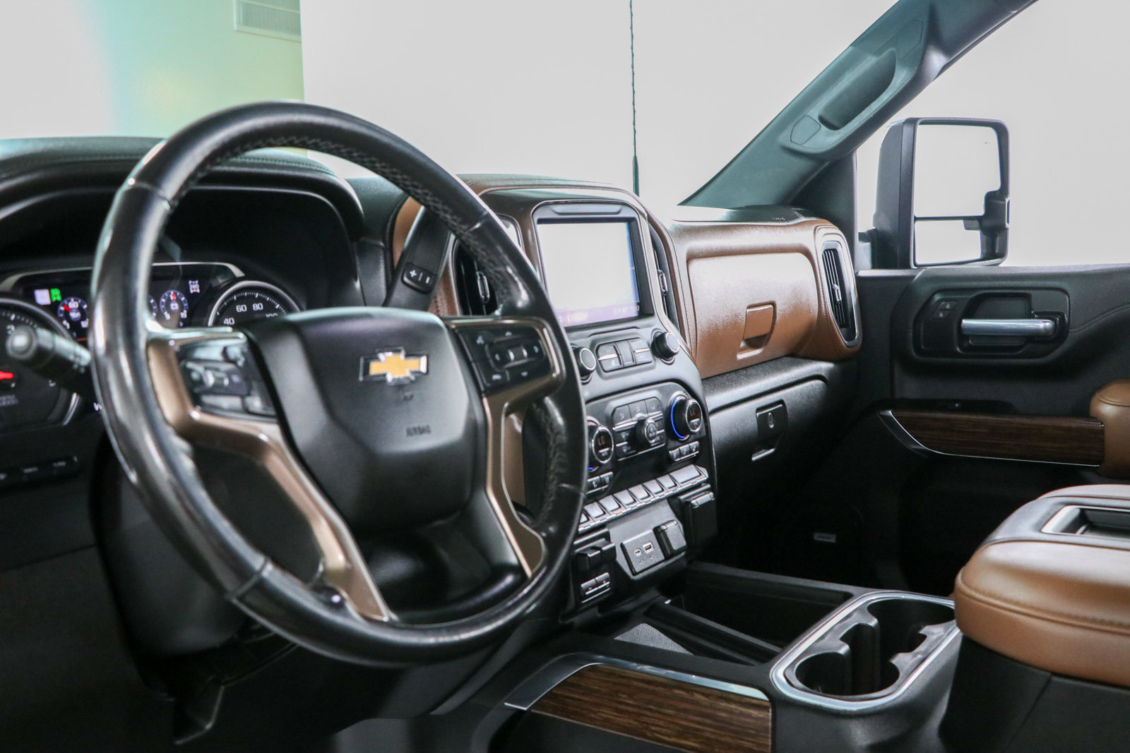 Used 2022 Chevrolet Silverado 2500 High Country AWD/4WD image 25