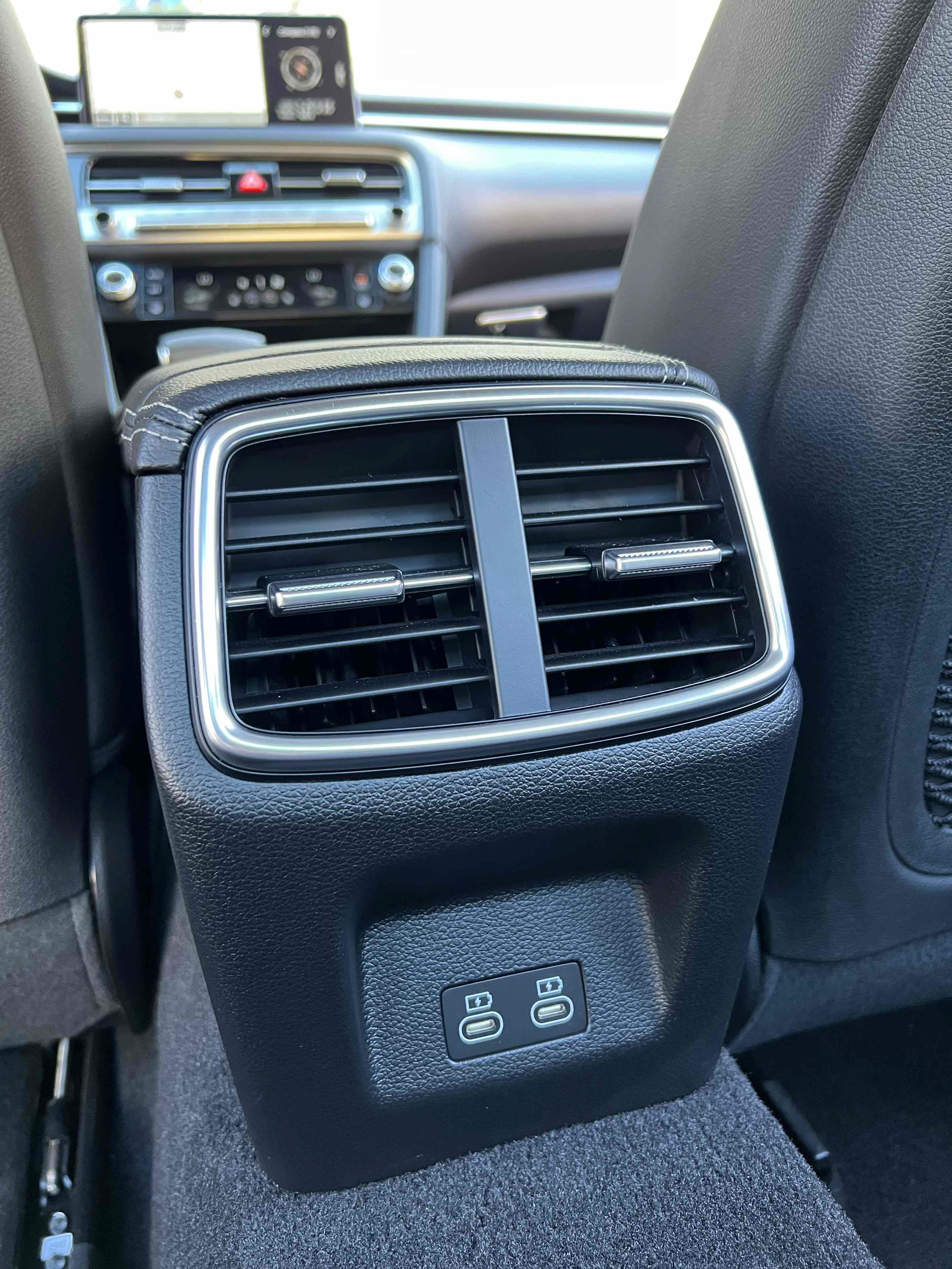 Used 2026 Genesis G70 2.5T RWD image 86