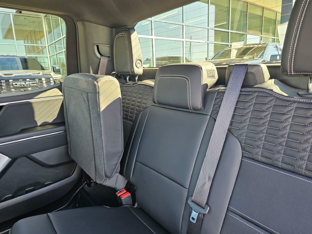 Used 2026 GMC Sierra EV Denali AWD/4WD image 21