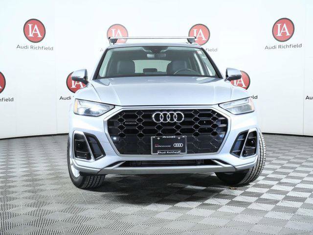 Certified 2023 Audi Q5 2.0T Premium w/ Convenience Package image 3
